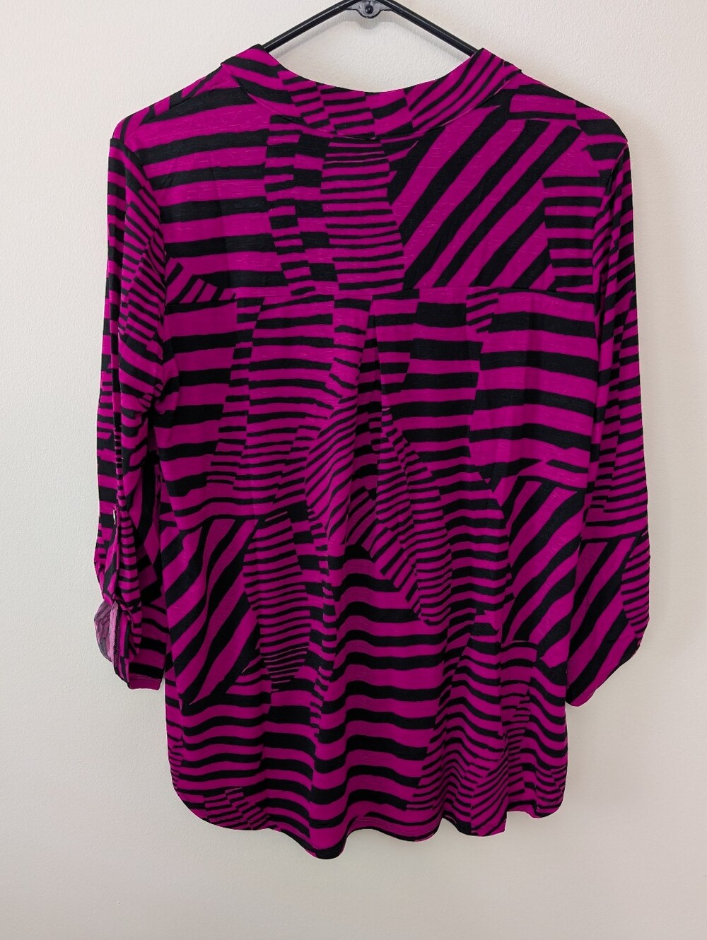 Dear Scarlett Women's Black & Magenta 3/4 Sleeve Lizzy Blouse Sz S,M,L New - Picture 4 of 14